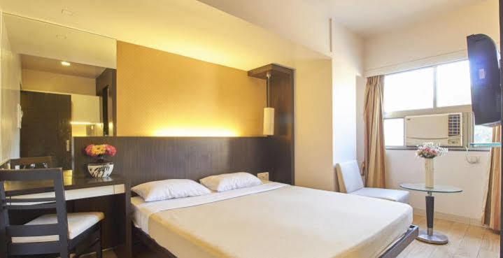 Hotel Mourya Residency Thane Zewnętrze zdjęcie